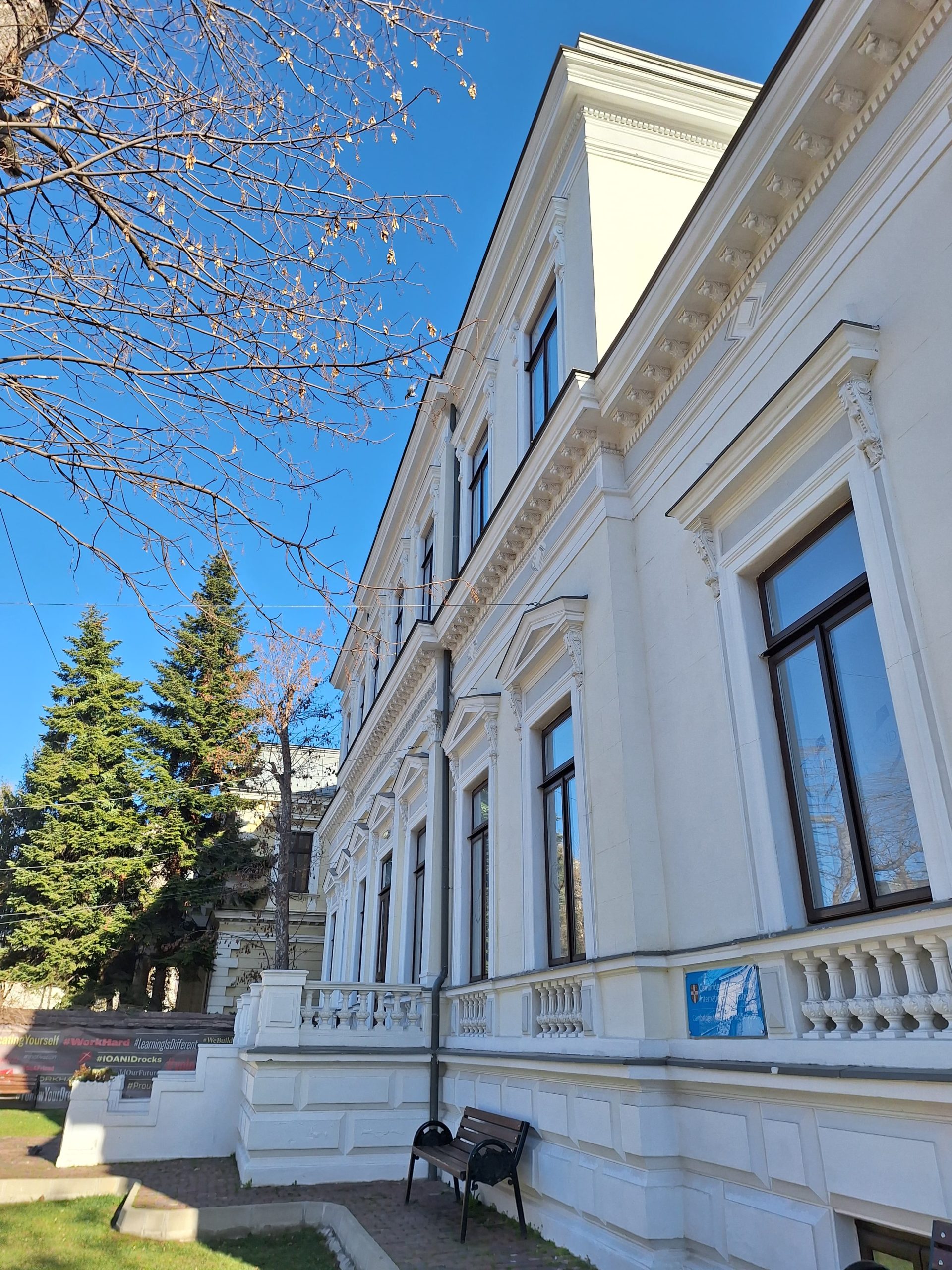 Educatie-privata